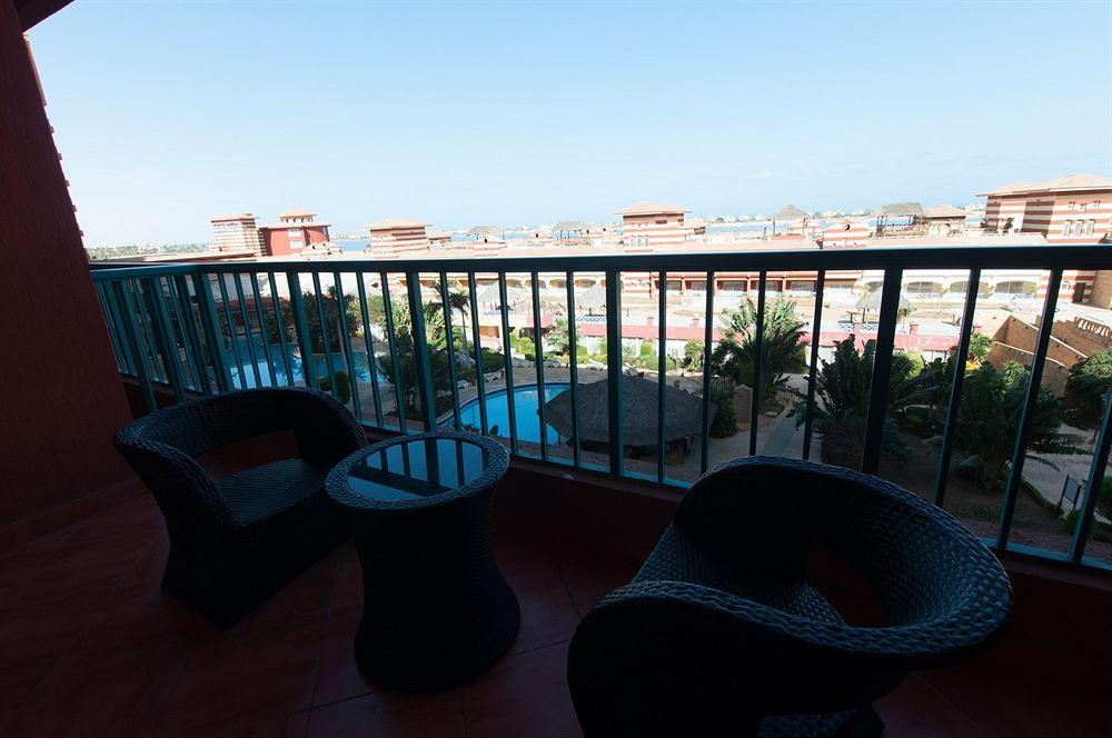 Porto Marina Apartments Powered By Amer-Group El Alamein Exteriér fotografie